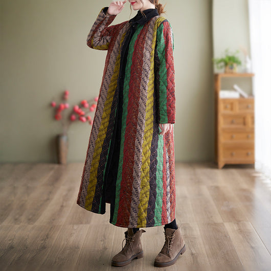 Abrigo Acolchado Étnico Retro para Mujer - Diseño Literario y Artístico - Image 4