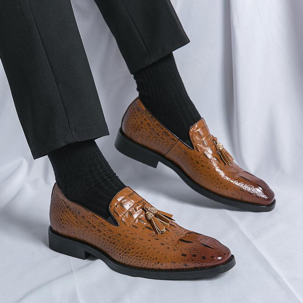 Zapatos de Cuero para Hombre Estilo Coreano con Patrón Cocodrilo y Borlas