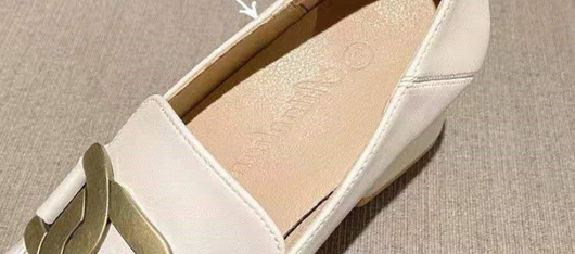 Zapatos de Tacón Grueso en Cuero para Mujer - Versátiles y Cómodos - Image 7