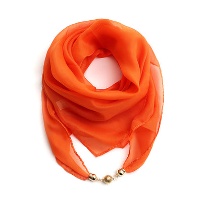 Pañuelo de Seda con Hebilla Magnética - Diseño Monocromático Dorado - Image 6