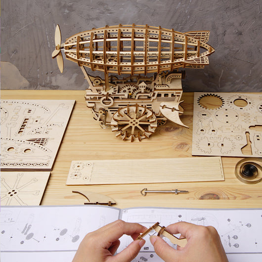 Modelo 3D de Transmisión de Engranajes de Madera - Airship Steampunk - Image 2