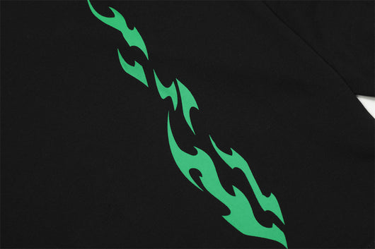 Playera Personalizada de Manga Larga con Letra Flame - Image 7