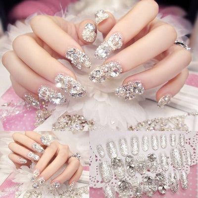 Uñas Postizas Decoradas con Lazo y Corona - Parches de Uñas Artísticas