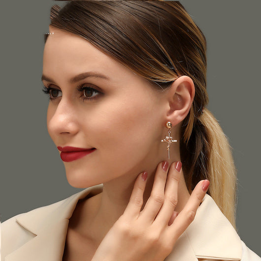 Aretes de Rosa Tridimensional con Relieve en Relieve - Image 6