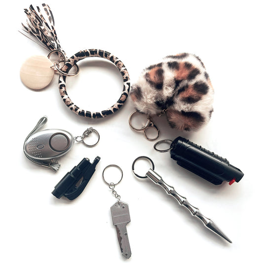 Pulsera Llavero de Defensa Personal con Bola de Pelo