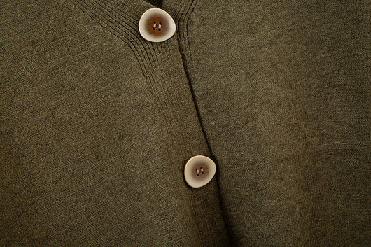 Conjunto Elegante: Cardigan Escote V y Pantalón Ancho - Image 10