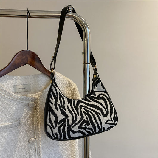 Bolso Cuadrado Retro con Estampado Asimétrico - Image 10