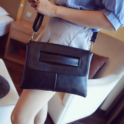 Bolso Mensajero Tipo Sobre para Mujer - Diseño Moderno y Versátil - Image 8