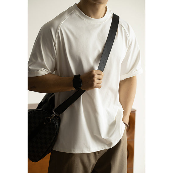 Camiseta Masculina Raglan Solta com Proteção Solar e Tecnologia Antibacteriana