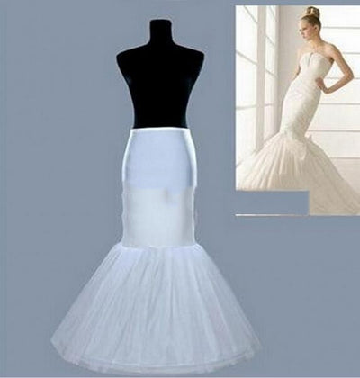 Vestido de Novia con Cola de Sirena Voluminosa - Image 9