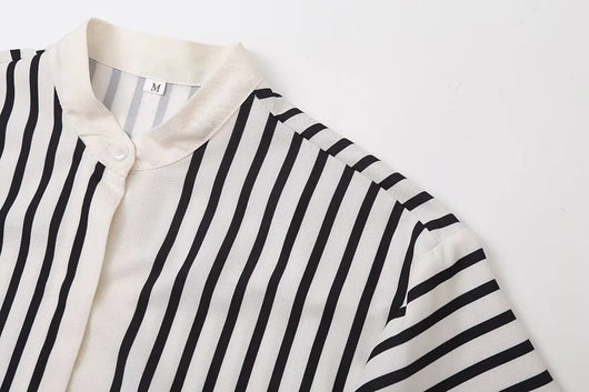 Blusa Rayada con Escote Redondo y Aberturas Laterales para Mujer - Image 12
