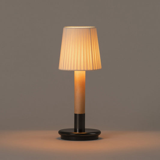 Lámpara Portátil LED para Lectura en Espacios Exteriores - Image 2
