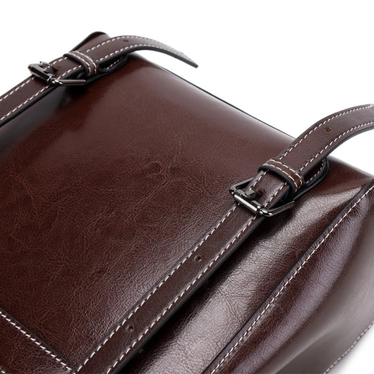 Mochila de Cuero Genuino para Mujer - Estilo Coreano con Hebilla y Acabado Encerado - Image 12