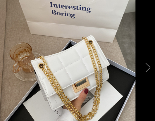 Bolso Mensajero con Bordado y Cadena - Image 18