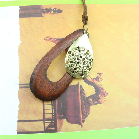 Collar Étnico Vintage de Algodón y Lino