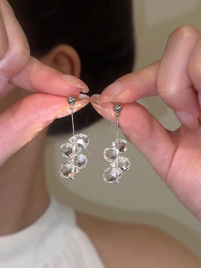 Aretes de Cristal con Borla Plateada - Diseño Minimalista y Elegante - Image 17