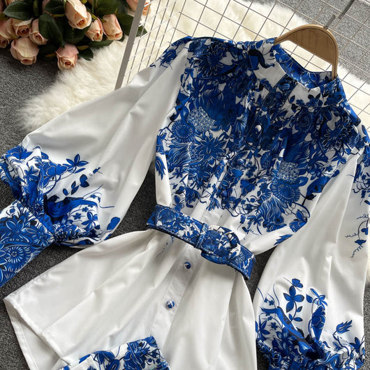 Conjunto Vintage: Blusa Porcelana Azul y Blanca + Short Ancho Versátil - Image 15