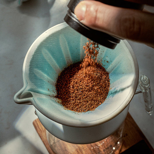 Dripper V60 de Cerámica Hoshikawa para Café de Filtro - Image 4