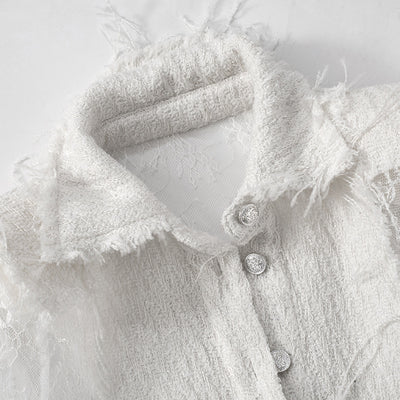 Blusa Transparente con Encaje Blanco y Costuras Decorativas - Image 23