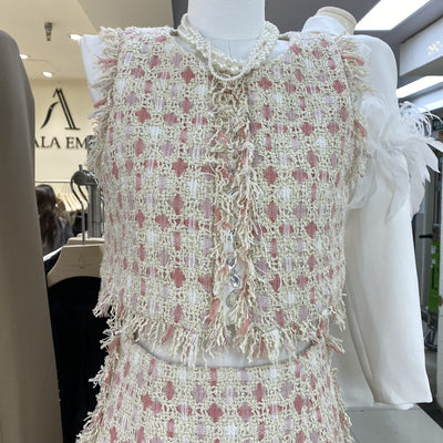 Conjunto Falda y Top Botones sin Mangas - Image 17