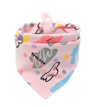 Babero Triangular de Algodón con Diseño Infantil y Doble Botón - Image 10