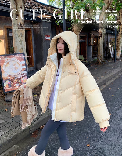 Chaqueta Corta Acolchada para Mujer con Capucha - Cálida y Resistente al Viento - Image 6