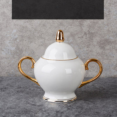 Juego de Taza y Platillo de Porcelana Fina con Detalles Dorados para Té de la Tarde - Image 3
