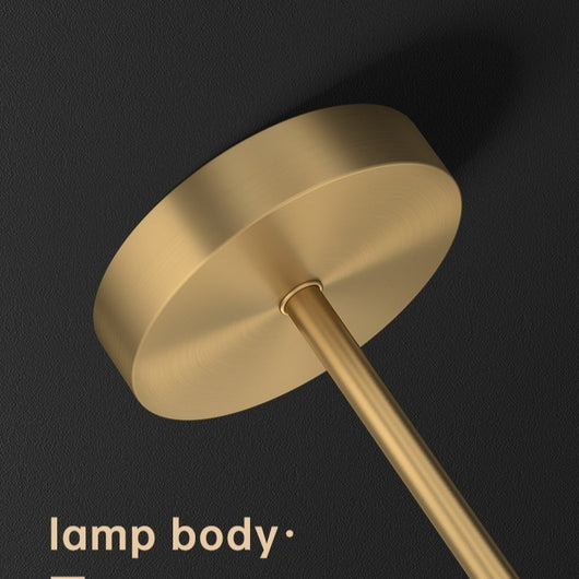 Lámpara de Mesa Articulada en Latón - Diseño Minimalista de Lujo - Image 5