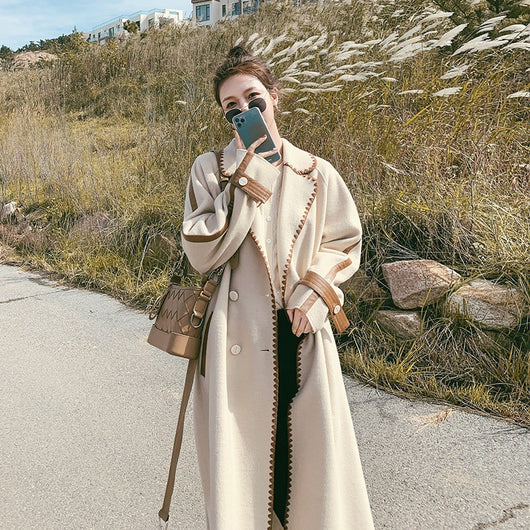 Abrigo Holgado de Lana Reversible Beige con Bordes Contrastantes - Image 8