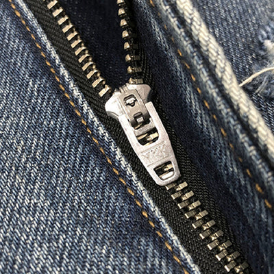 Jeans Rotos de Moda Urbana con Diseño Desgastado - Image 12