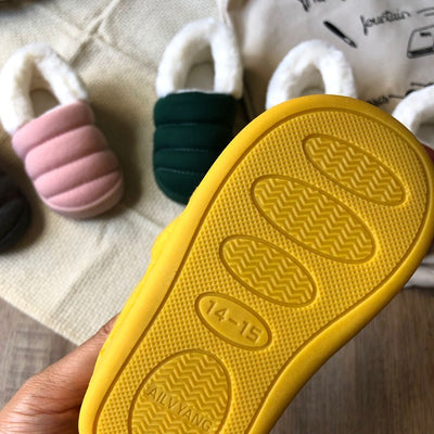 Pantuflas de Algodón Multicolor para Niños - Cómodas para Casa y Exterior - Image 4