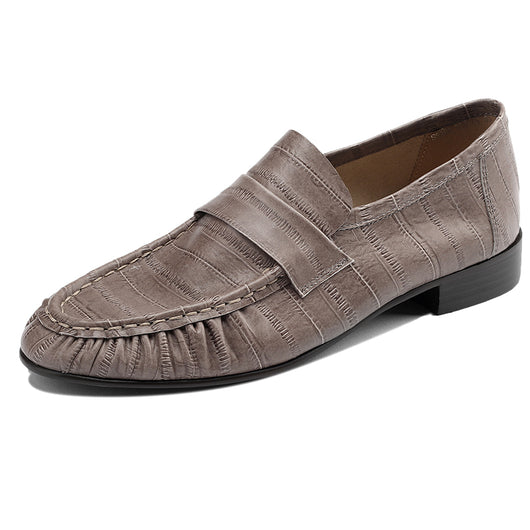 Mocasines Casuales de Cuero para Mujer con Pliegues Elegantes - Image 18