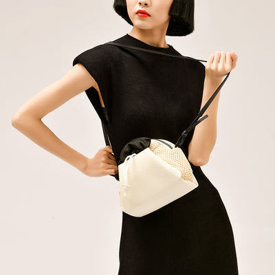 Bolso Bandolera de Concha para Mujer - Diseño Moderno y Versátil