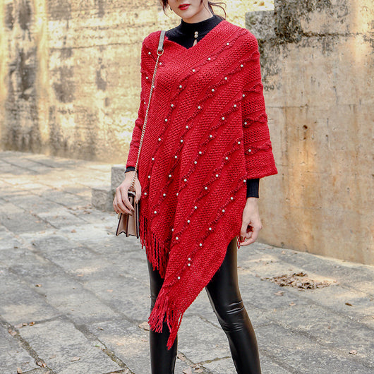 Blusa Cape con Mangas Murciélago y Detalles de Cuentas - Image 4