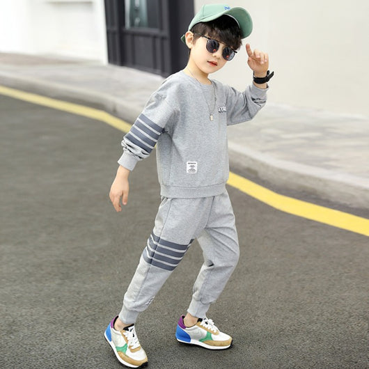Traje Deportivo Infantil Dos Piezas - Estilo Casual Elegante - Image 3