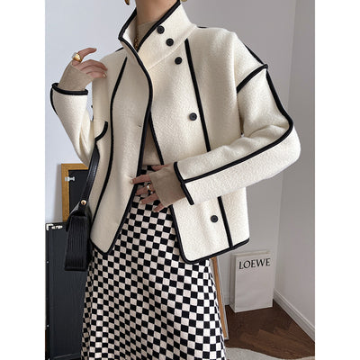 Abrigo Cropped con Cuello Alto y Ribete Contrastante - Image 13
