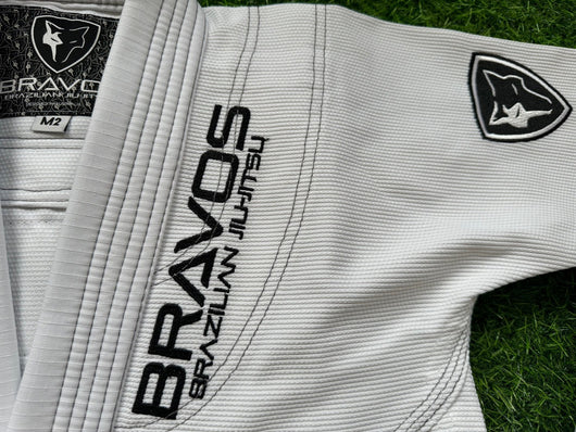 Uniforme de Jiu-Jitsu Brasileño para Competencia - Tela Profesional de Alto Rendimiento - Image 3