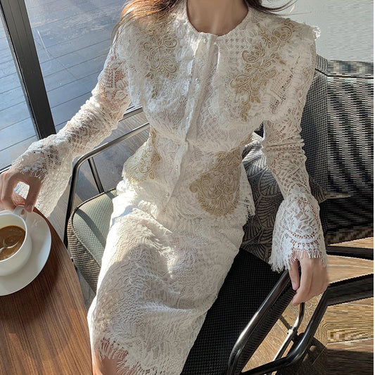 Traje de Encaje Blanco Elegante para Mujer - Image 2