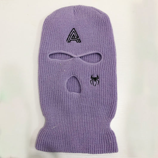 Gorro Tejido Cálido con Bordado de Araña y Tres Agujeros - Image 6