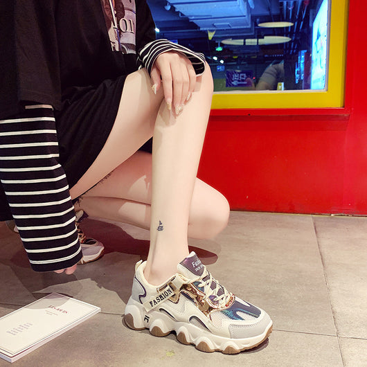 Zapatillas Deportivas con Plataforma Fashion Wave - Aumenta tu Estatura - Image 9