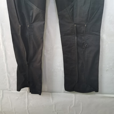 Pantalones Casuales con Cierre Trasero y Costura de Nylon - Image 4