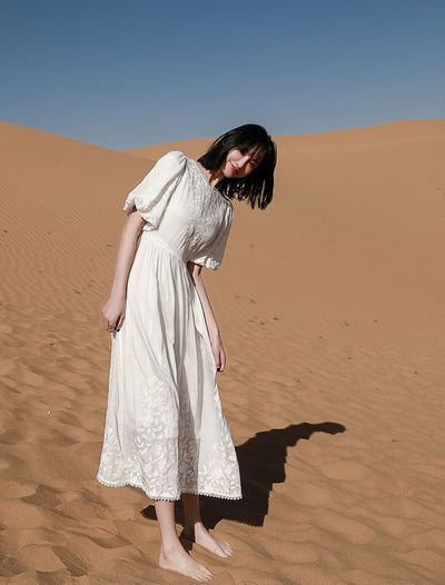 Vestido Blanco de Playa con Mangas Abullonadas - Perfecto para Vacaciones - Image 10