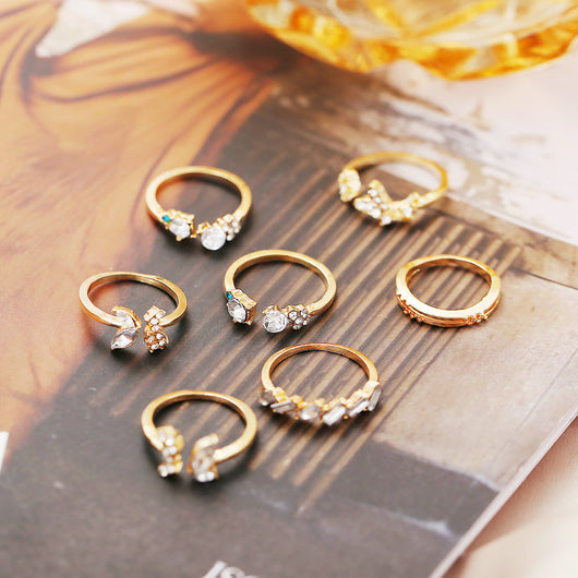 Juego de 7 Anillos de Cristal Vintage con Diamantes, Mariposas y Flores - Image 8