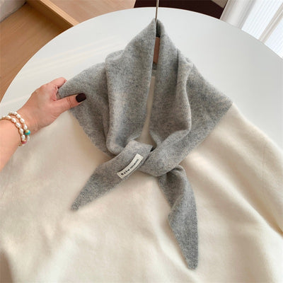 Poncho Triangular de Lana Pura para Otoño e Invierno - Image 15