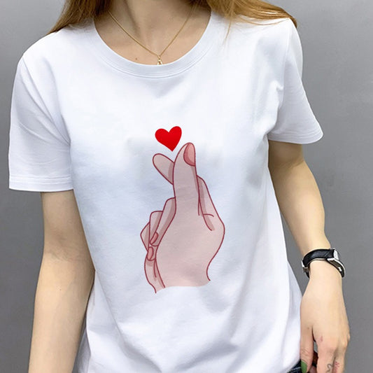 Camiseta Estampada Finger Than Love Manga Corta para Mujer - Image 2