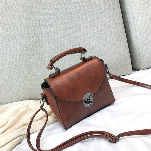 Bolso Cuadrado Pequeño con Cierre Twist Lock - Cartera Coreana de Moda para Mujer