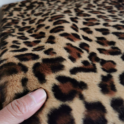 Manta de Lana Artificial con Estampado Leopardo - Cobertor de Poliéster Degradado Marrón - Image 3