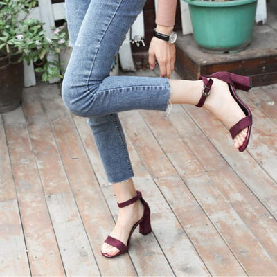 Tacones Romanos con Hebilla - Altura Media Multiuso para Mujer - Image 2