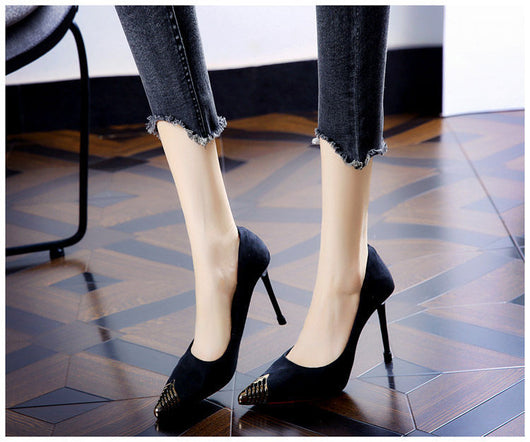 Tacones Altos Puntiagudos con Punta Metálica - Diseño Versátil y Elegante - Image 14