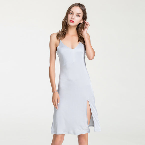 Pijama Camisón de Seda Suelta con Abertura Lateral